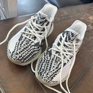 Yeezy boost Zebra